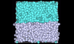 Figure 1. Interface Model (Upper area is water, lower area is octane)